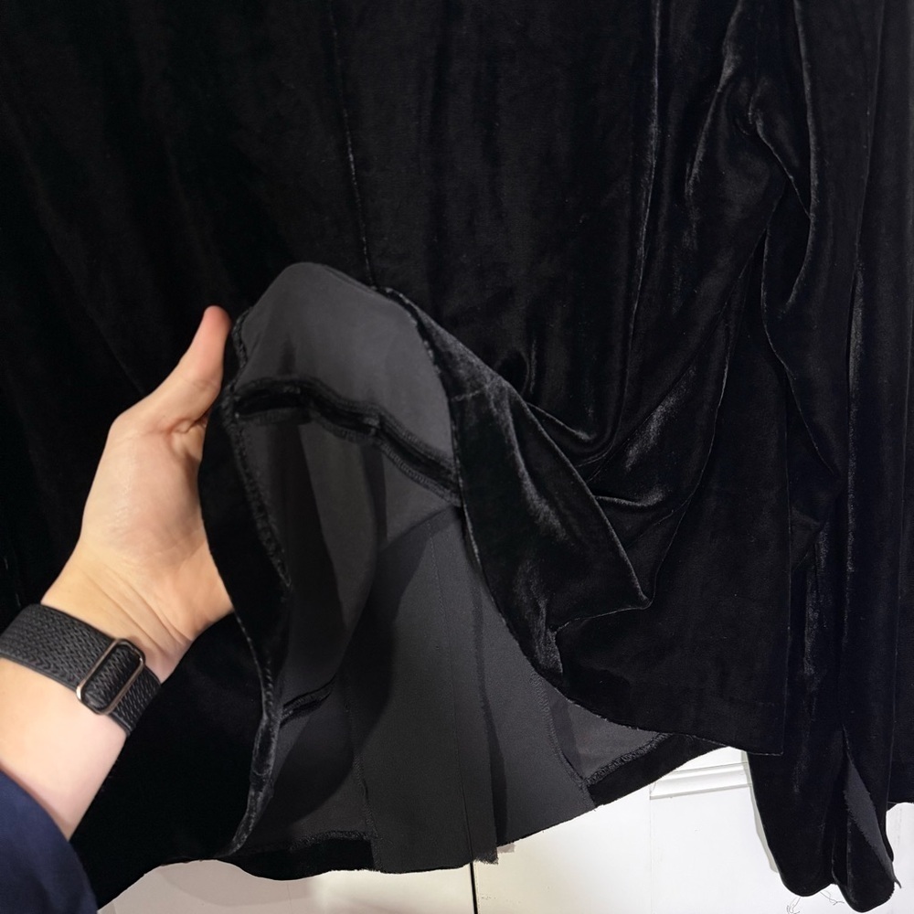 Eileen Fisher Velvet Button Up Jacket Long Sleeve Black Size Large Silk Top - Picture 11 of 14